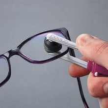 Load image into Gallery viewer, Peeps Carbon Eyeglass Cleaner