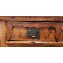 Load image into Gallery viewer, 1900s Northern Chinese Farm Table