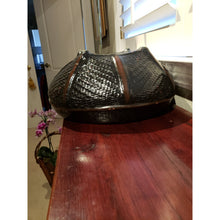 Load image into Gallery viewer, Early 1900s Burmese Lacquered Rattan Bowl